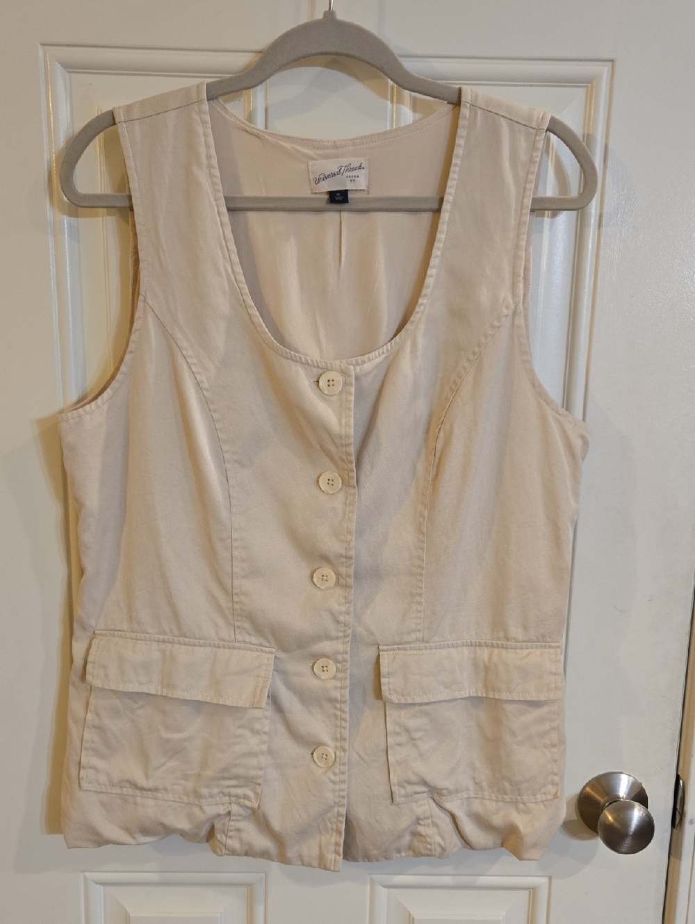 Universal Thread Cream Lightweight Button-Front Vest